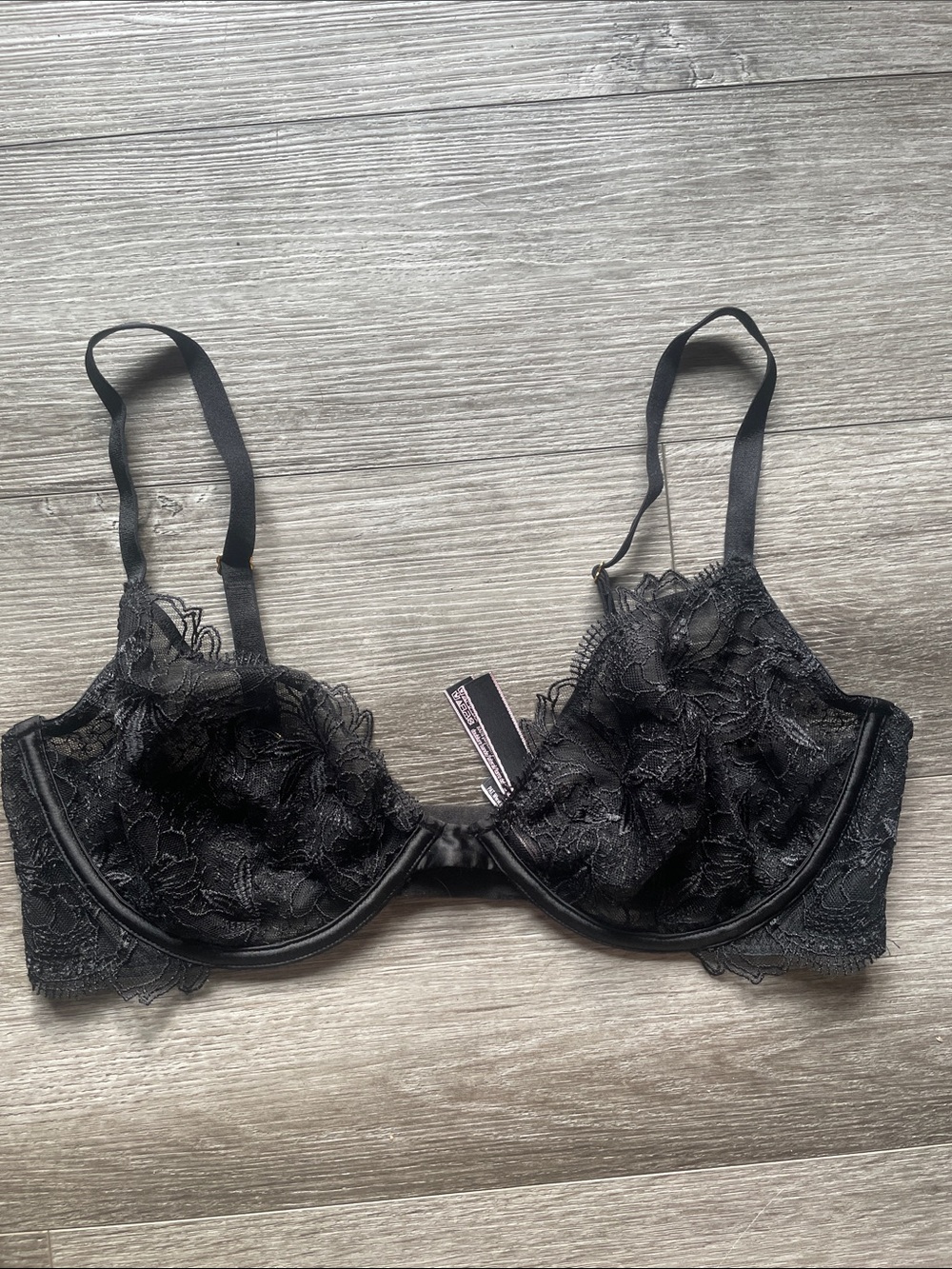 Black Lace Underwire Victoria Secret Bra